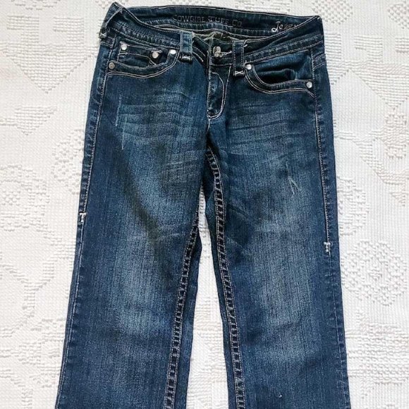 "Cowgirl Tuff Co." Ladies' Bootcut "Jazzy" Jeans (Size W:24 / L:33) - Picture 5 of 13